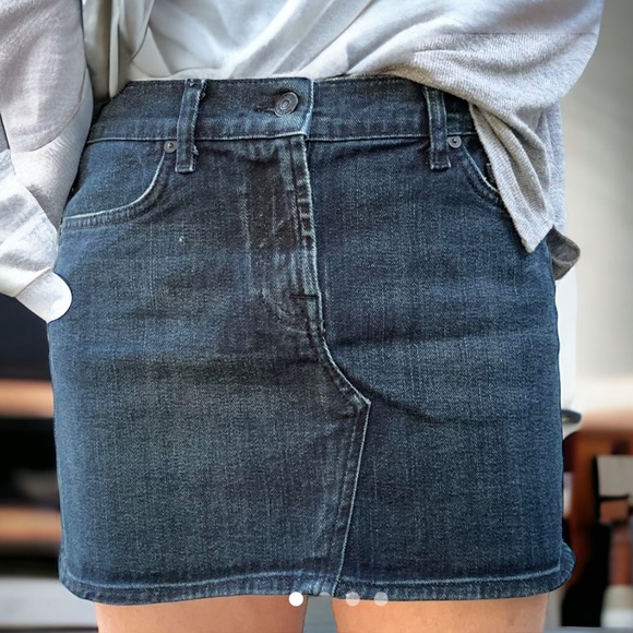 7 For All Mankind Dresses & Skirts - 7 For All Mankind Women's Navy
Skirt